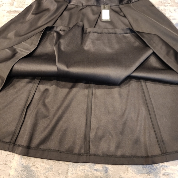 NWT City Chic Black Satin Midi A-Line Pleat Skirt Size 20 - Picture 9 of 15